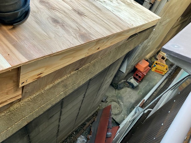 野地板設置と防水紙